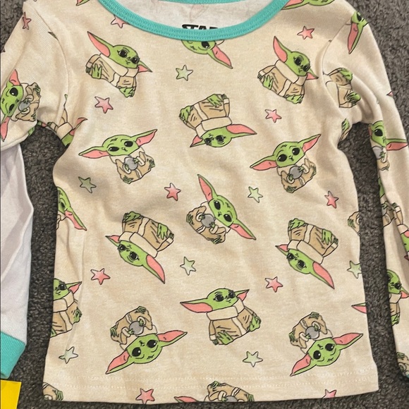 NWT Star Wars Kids Pajamas Set with Baby Yoda Design - Picture 3 of 7